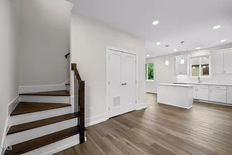 100 B Masondale Ave, Durham, NC 27707 photo 14