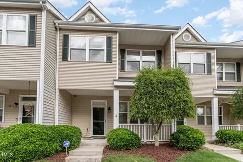133 Licorice Dr, Apex, NC 27502