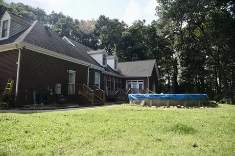 136 Quail Run, Smithfield, NC 27577 photo 3