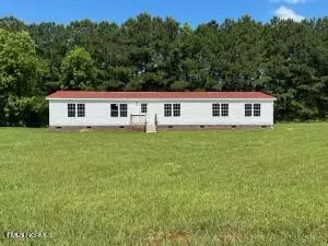 83 Ridge Ln, Autryville, NC 28318