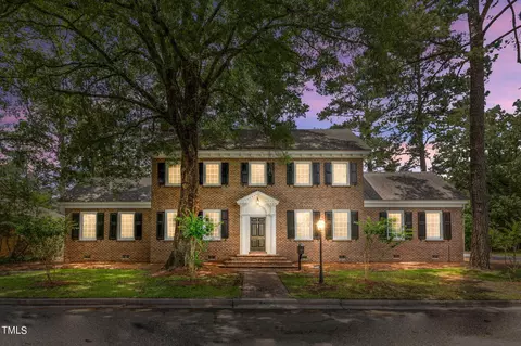 2903 N Shaw Ave, Lumberton, NC 28358