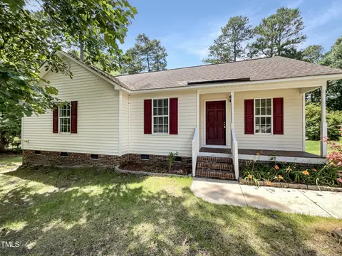 334 Cabin Grove Ct, Angier, NC 27501