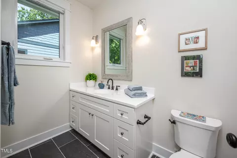 Bath - 206 Dacian Ave, Durham, NC 27701 photo 4 of 5