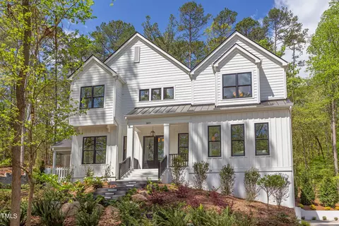 1817 N Lakeshore Dr, Chapel Hill, NC 27514