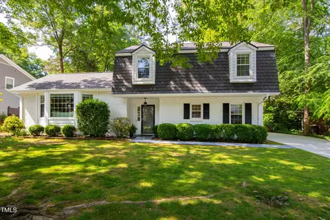 1016 Cedarhurst Dr, Raleigh, NC 27609