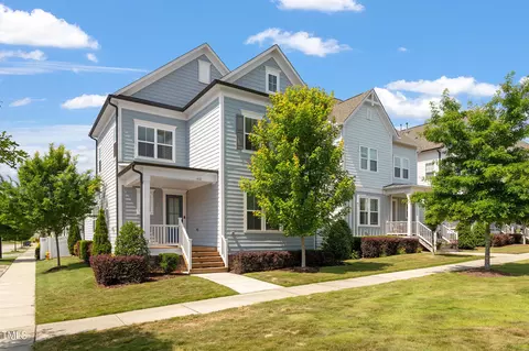 432 Holding Creek Dr, Wake Forest, NC 27587