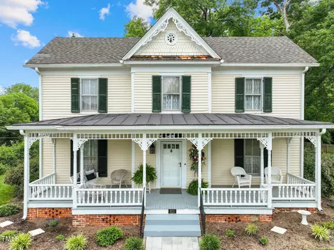 211 Fifth St, Clarksville, VA 23927