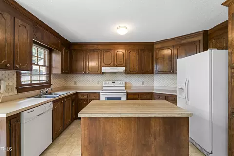 707 Chapwith Rd, Garner, NC 27529 photo 11
