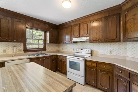 707 Chapwith Rd, Garner, NC 27529 photo 12