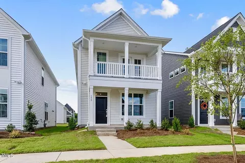 198 Pansy Park #81, Clayton, NC 27520
