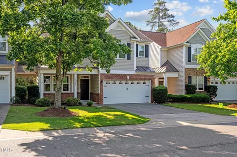 9722 Renfield Dr, Raleigh, NC 27617
