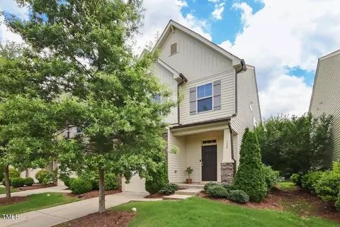122 Token House Rd, Durham, NC 27703