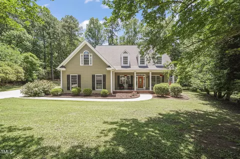 2925 Cortland Dr, Apex, NC 27539