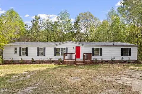 220 Maideline Ave, Sanford, NC 27332
