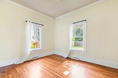 702 Colonial St, Durham, NC 27701 photo 34