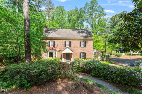 524 Lakestone Dr, Raleigh, NC 27609