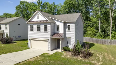 213 Lynn Dr, Clayton, NC 27520