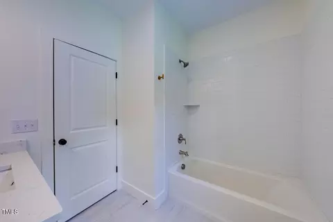 5610 Willow Dr, Durham, NC 27712 photo 23