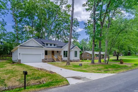 5610 Willow Dr, Durham, NC 27712 photo 2