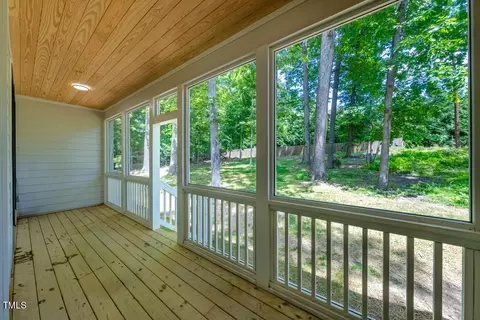 5610 Willow Dr, Durham, NC 27712 photo 27