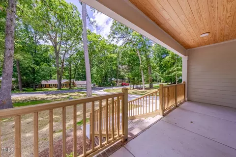 5610 Willow Dr, Durham, NC 27712 photo 25