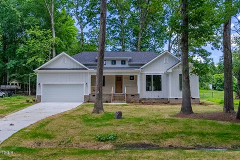 5610 Willow Dr, Durham, NC 27712 photo 1