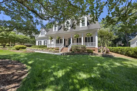 105 Frehold Ct, Cary, NC 27519