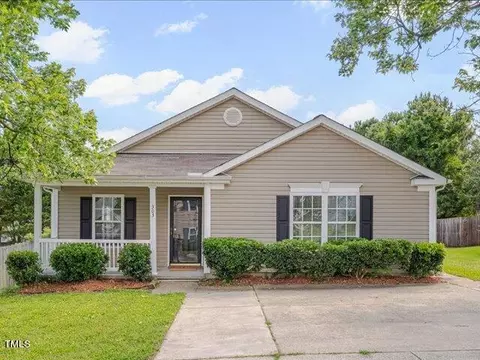 303 Sapphire Dr, Durham, NC 27703