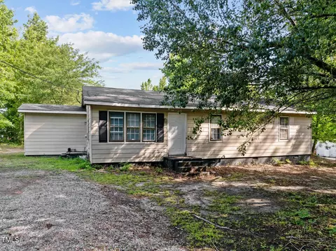 7101 Buck Rd, Wendell, NC 27591