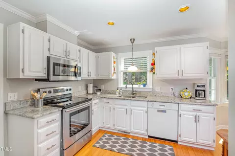 10 Gray Fox Ct, Durham, NC 27713 photo 8