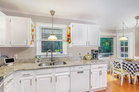 10 Gray Fox Ct, Durham, NC 27713 photo 9