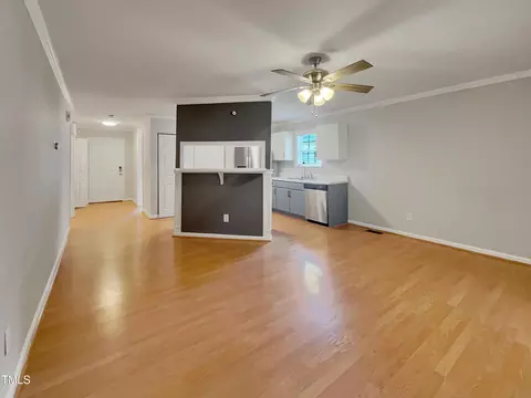 1112 Kendall Dr, Durham, NC 27703 photo 4