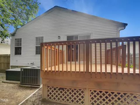 1112 Kendall Dr, Durham, NC 27703 photo 6