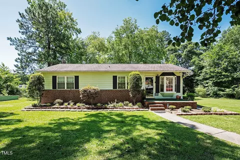 1915 Rocky Stream Ln, Raleigh, NC 27610