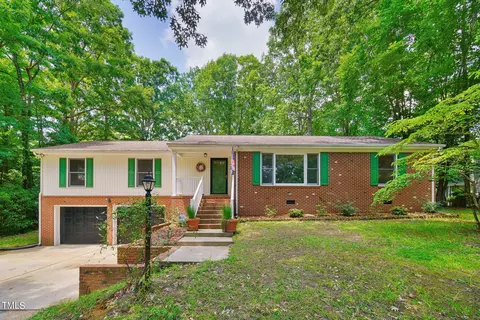 313 Rollingwood Rd, Roanoke Rapids, NC 27870
