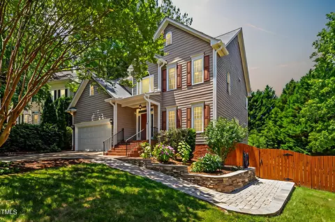 100 Earnscliff Ct, Cary, NC 27519