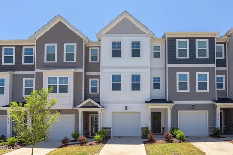 4954 Southern Magnolia Dr, Raleigh, NC 27604