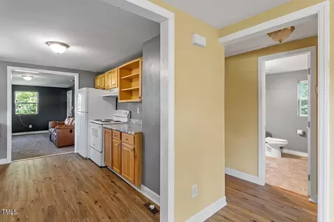 Entry Way - 433 Williams Rd, Spring Hope, NC 27882 photo 3 of 5