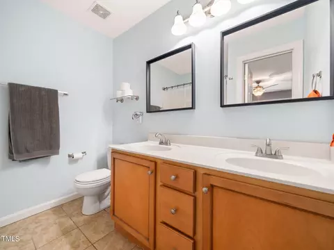 49 Beechleaf Ct, Clayton, NC 27520 photo 17