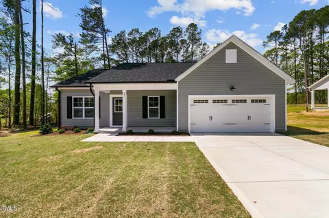 57 Regis Ln, Coats, NC 27521