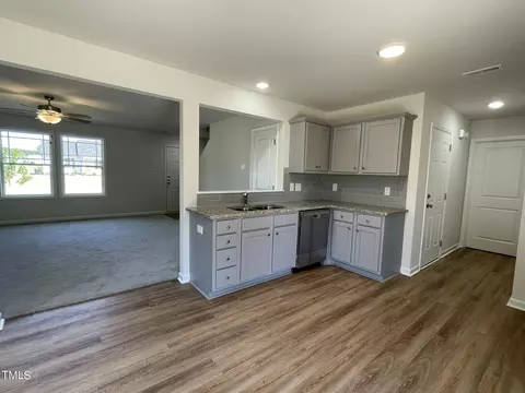 18 Disc Dr, Willow Spring, NC 27592 photo 4