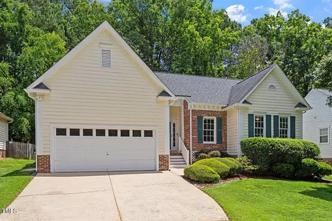 20 Creeks Edge Ct, Durham, NC 27713