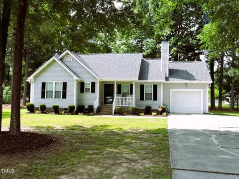 1092 Blackstone Dr, Creedmoor, NC 27522