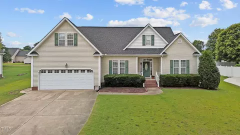 8808 Carolina Marlin Ct, Raleigh, NC 27603