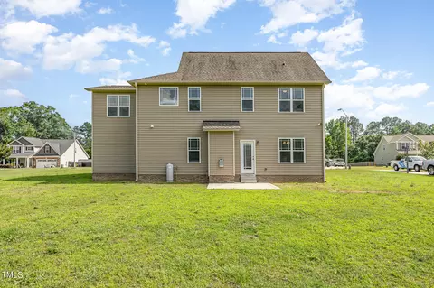 Exterior - 211 Rolling Oaks Ln, Benson, NC 27504 photo 4 of 6