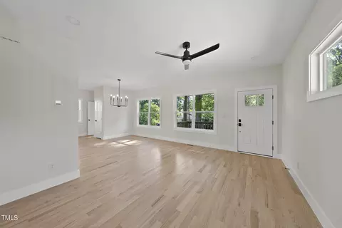 2505 Lednum St, Durham, NC 27704 photo 9