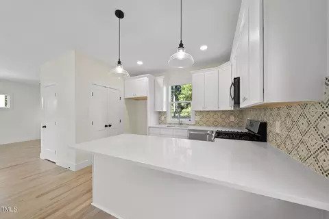 2505 Lednum St, Durham, NC 27704 photo 13