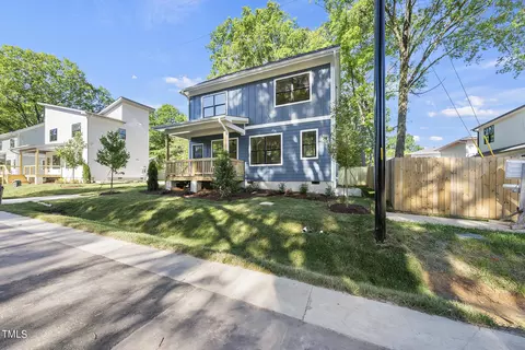 2505 Lednum St, Durham, NC 27704 photo 3