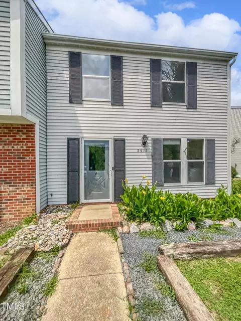5611 Bringle Ct, Raleigh, NC 27610