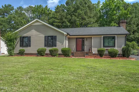 1416 Rock Creek Dr, Rocky Mount, NC 27804